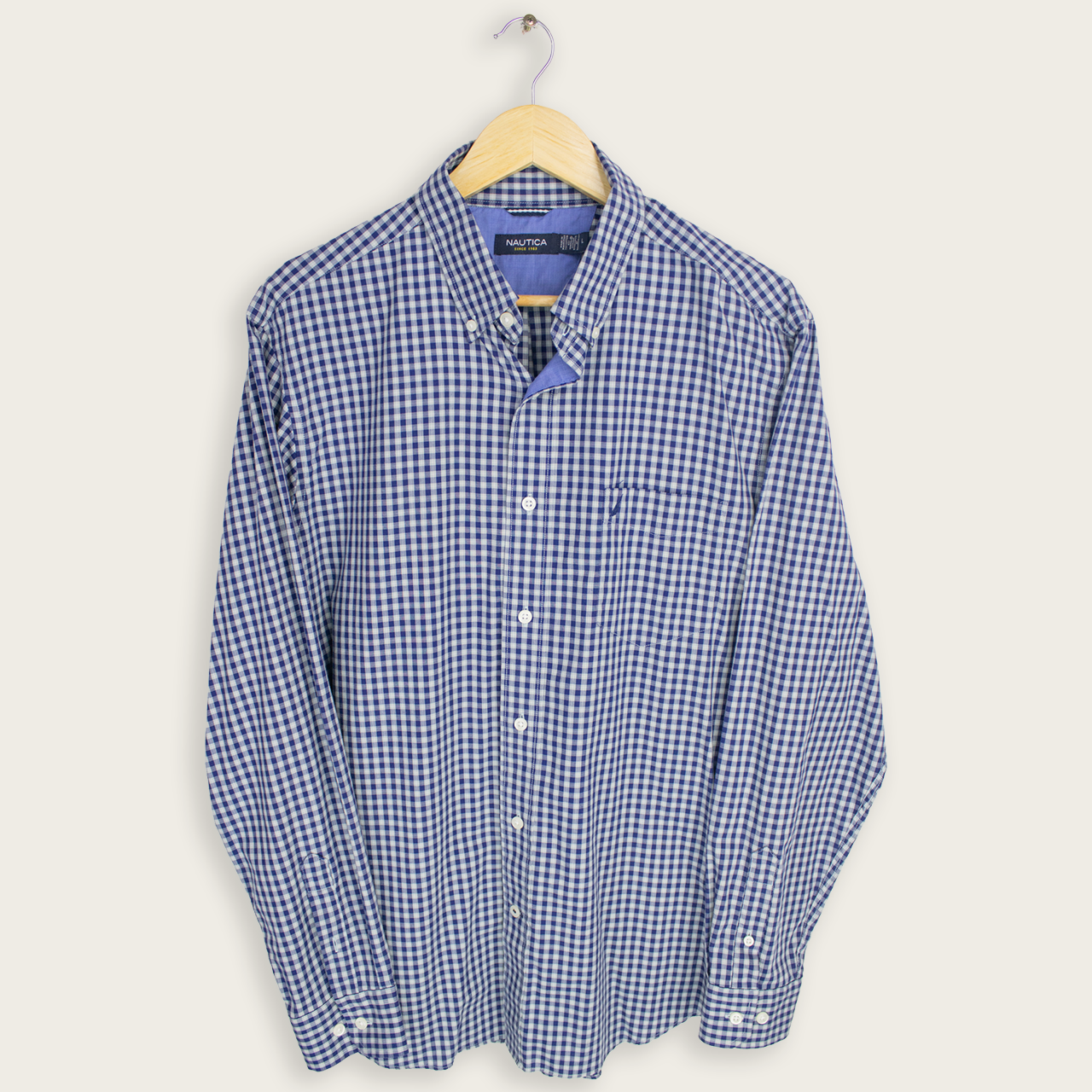 VINTAGE LONG-SLEEVE NAUTICA BUTTON-UP SHIRT - L