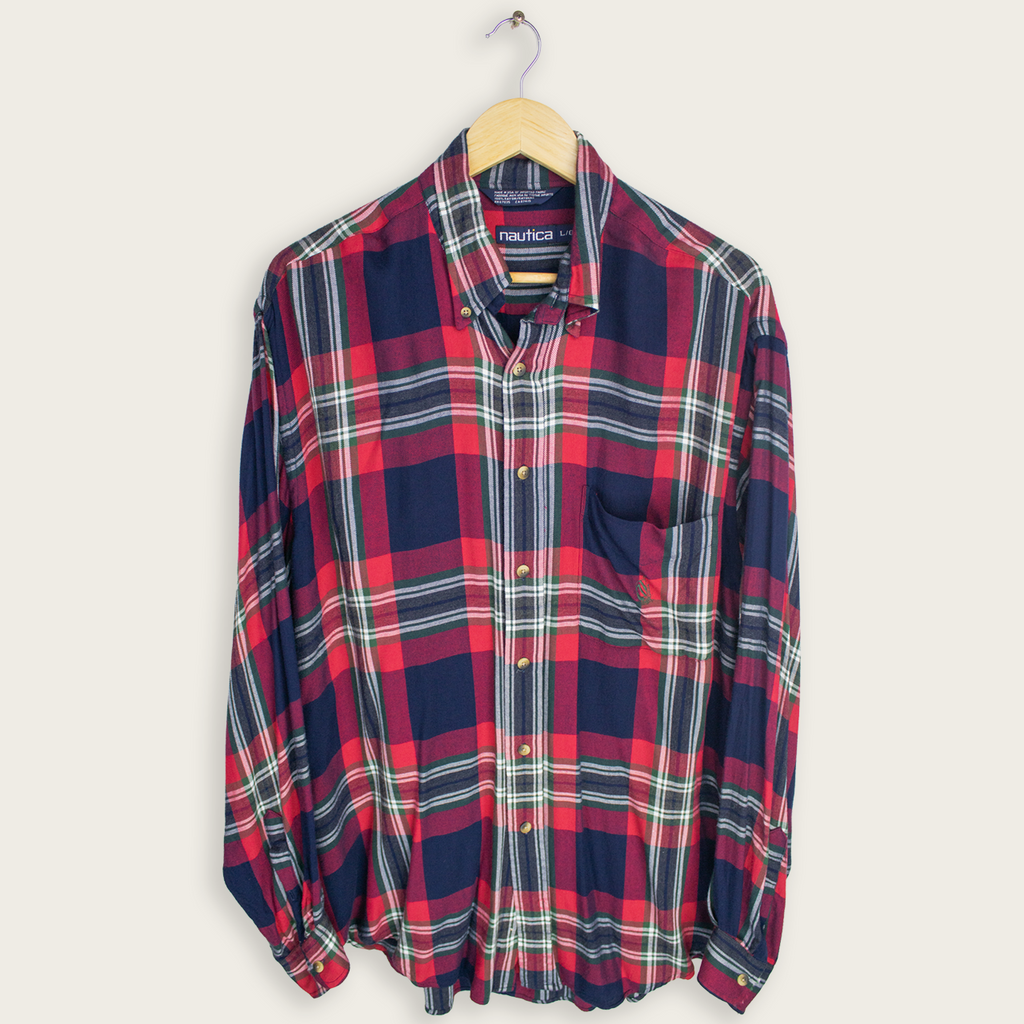 VINTAGE LONG-SLEEVE NAUTICA BUTTON-UP SHIRT - L