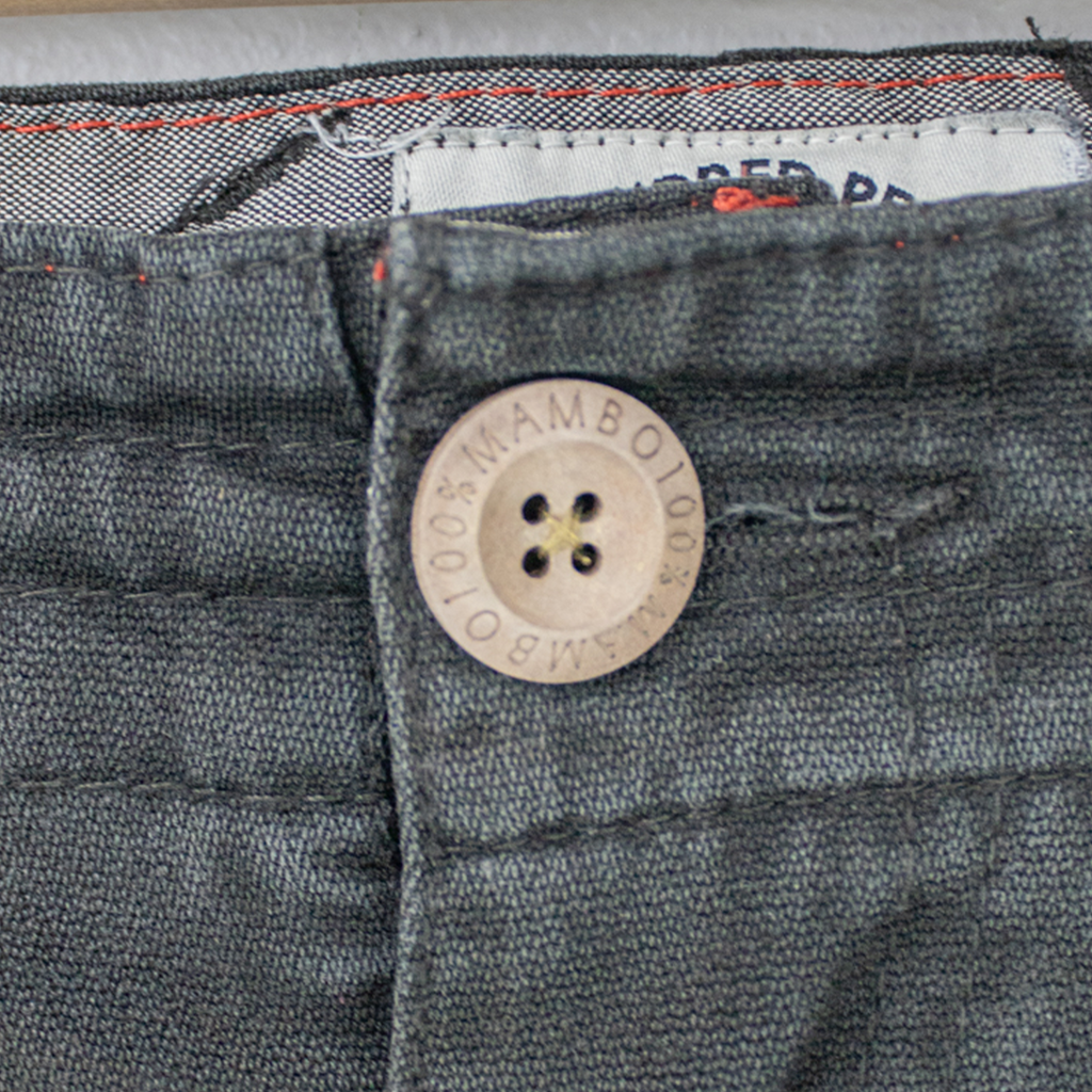 00's Mambo Cargo Shorts - 38"