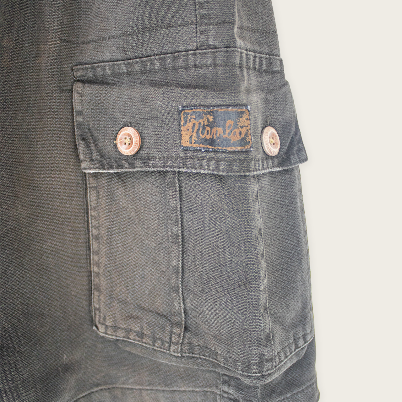 VINTAGE MAMBO CARGO SHORTS - 38"