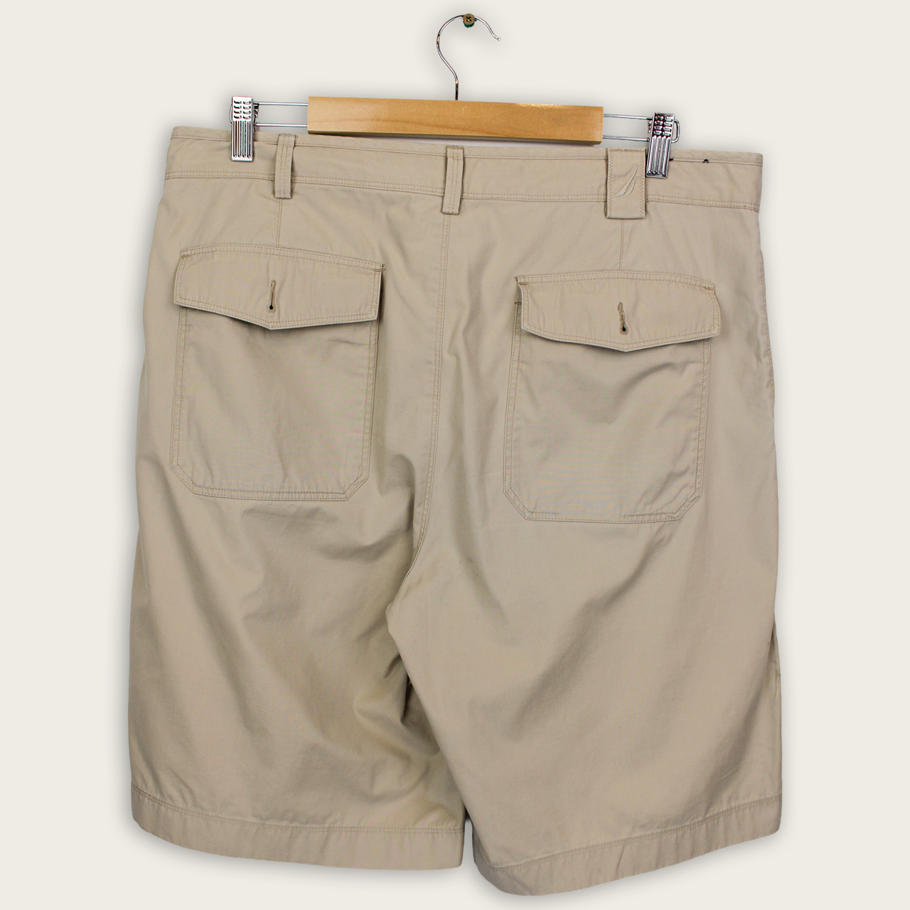 VINTAGE NAUTICA SHORTS - 36"