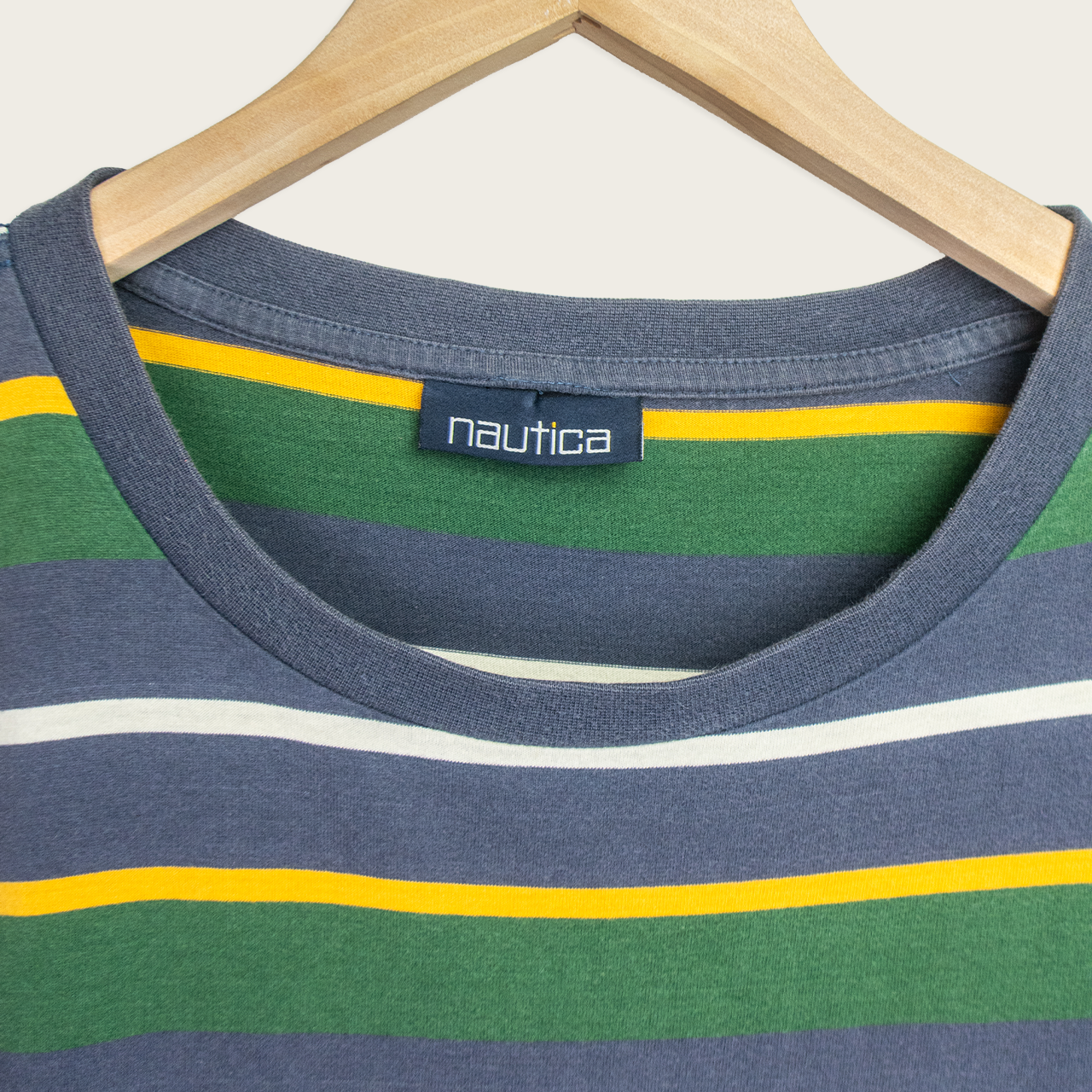 Nautica T-Shirt - L