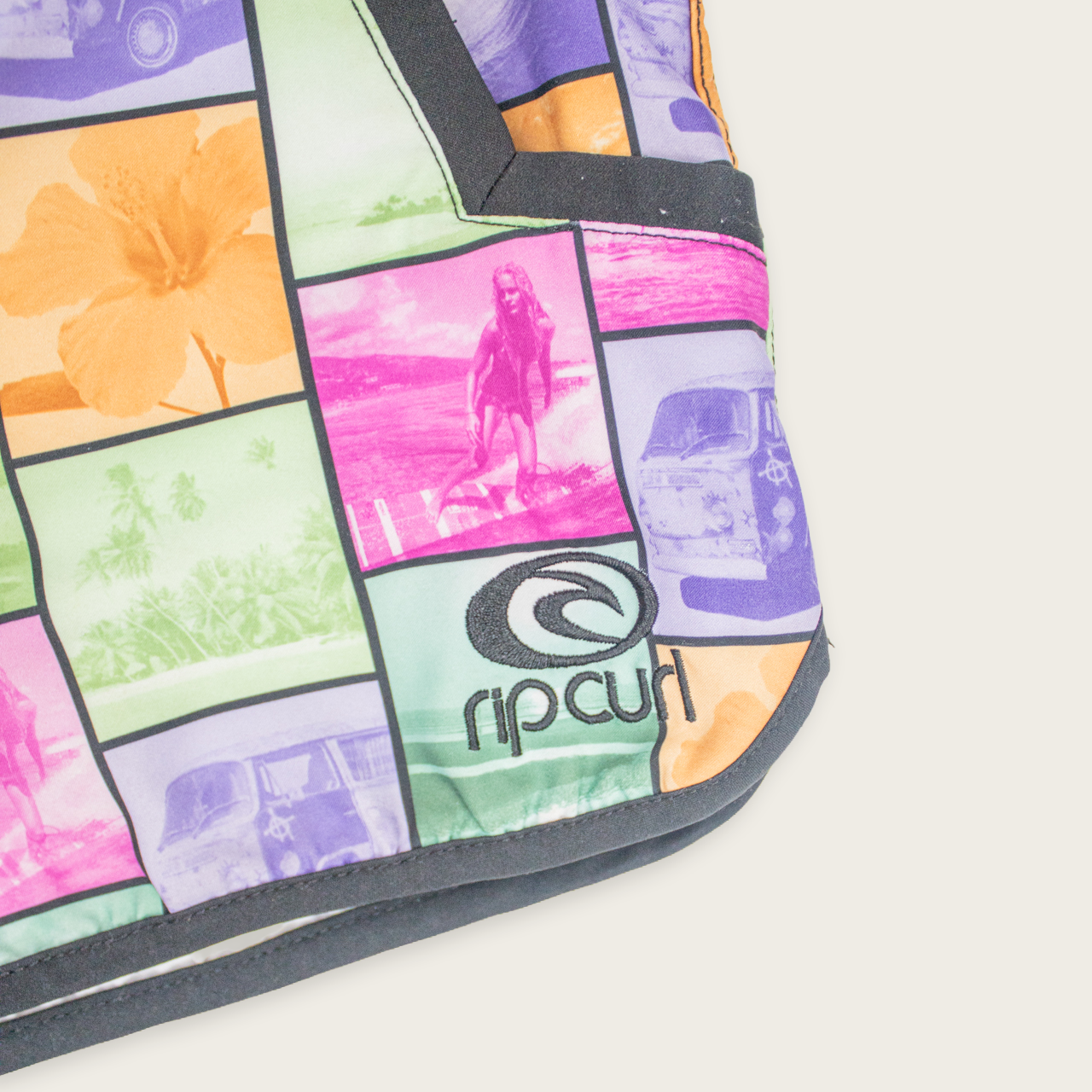 VINTAGE WMNS RIPCURL BOARDSHORTS - 10