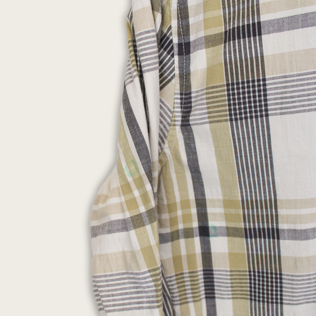 VINTAGE LONG-SLEEVE WRANGLER BUTTON-UP SHIRT - M