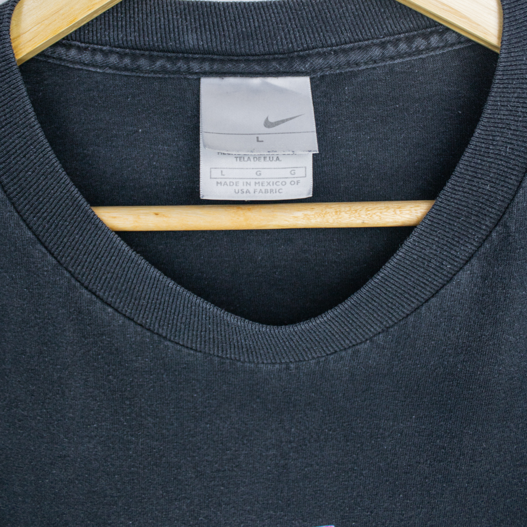 VINTAGE NIKE T-SHIRT - L
