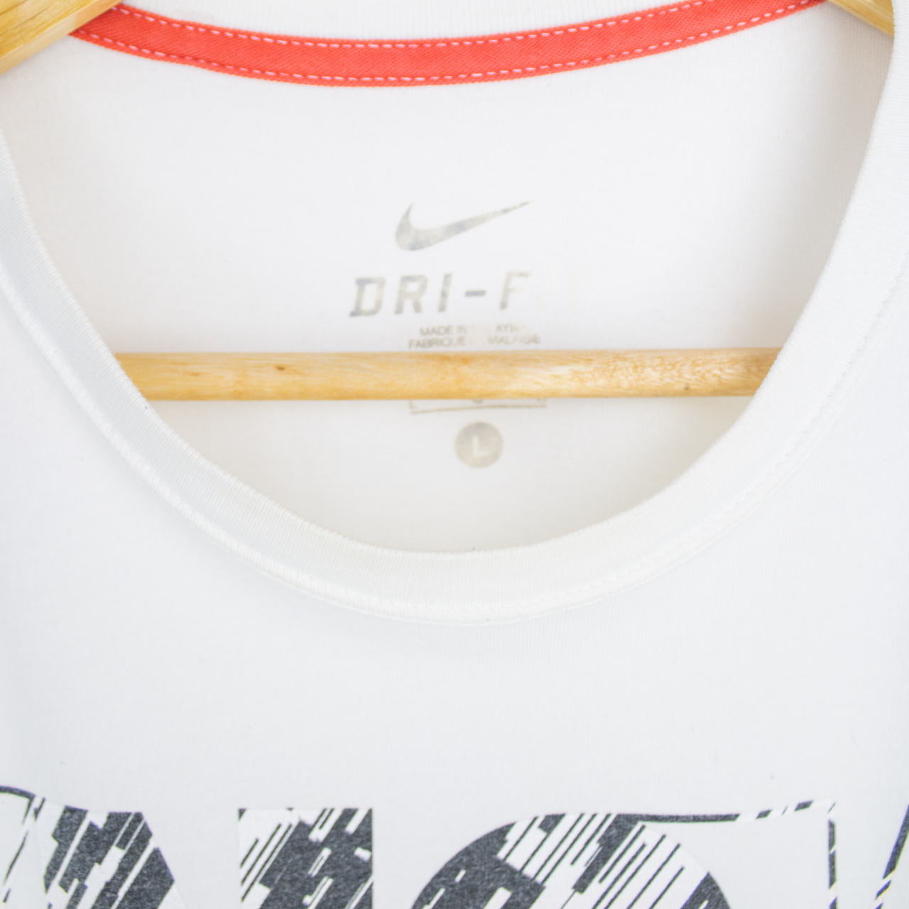 VINTAGE NIKE T-SHIRT - L