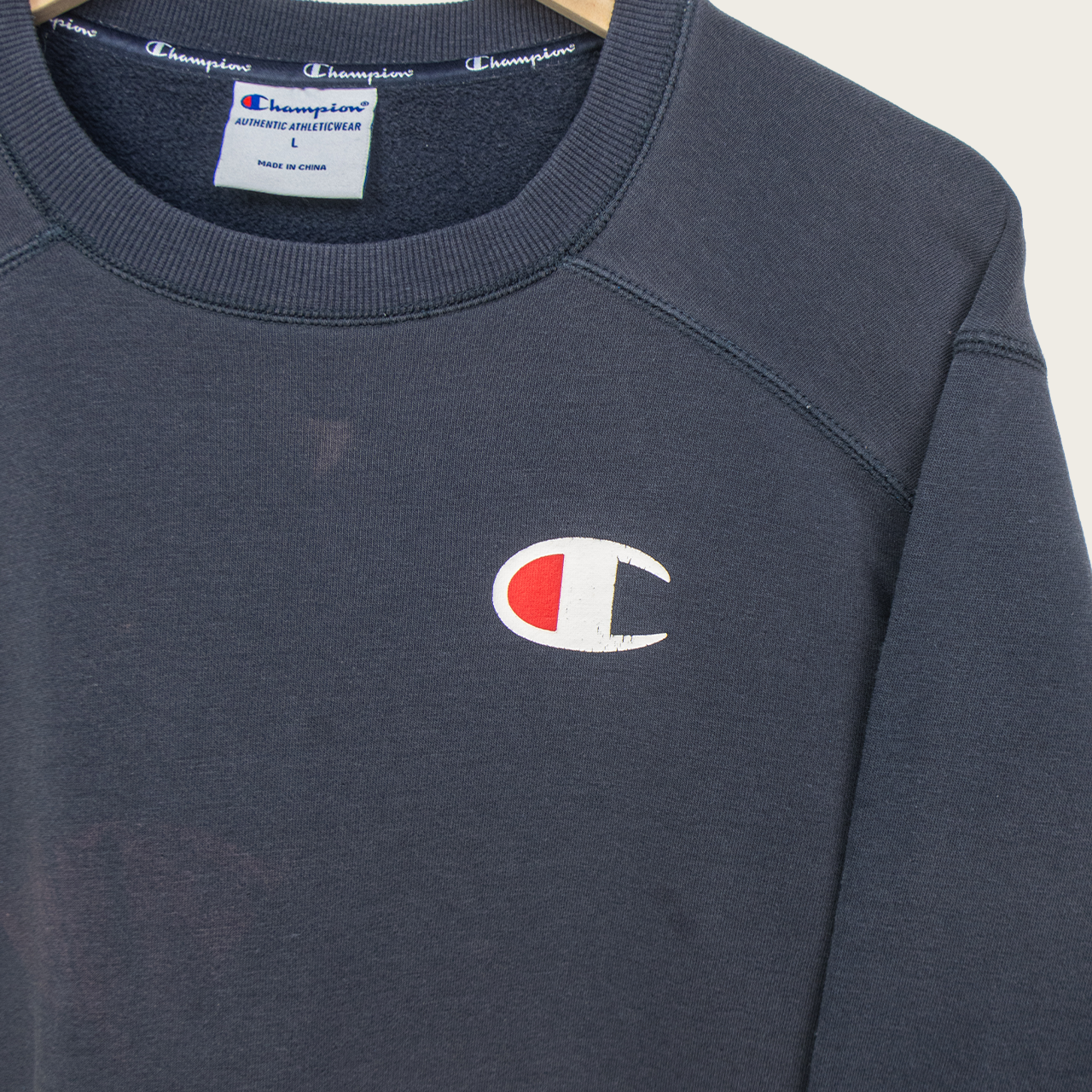 Champion Crewneck Sweater - L