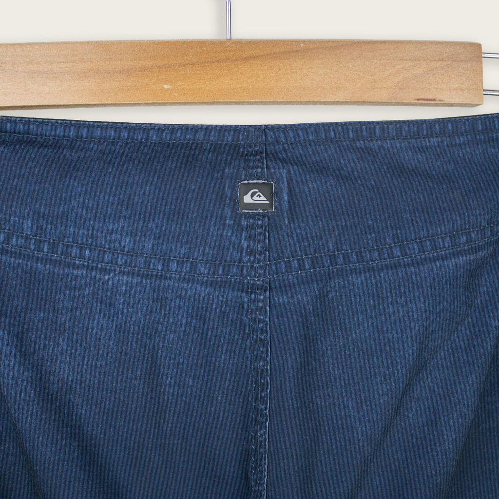 QUIKSILVER BOARD SHORTS - 38"