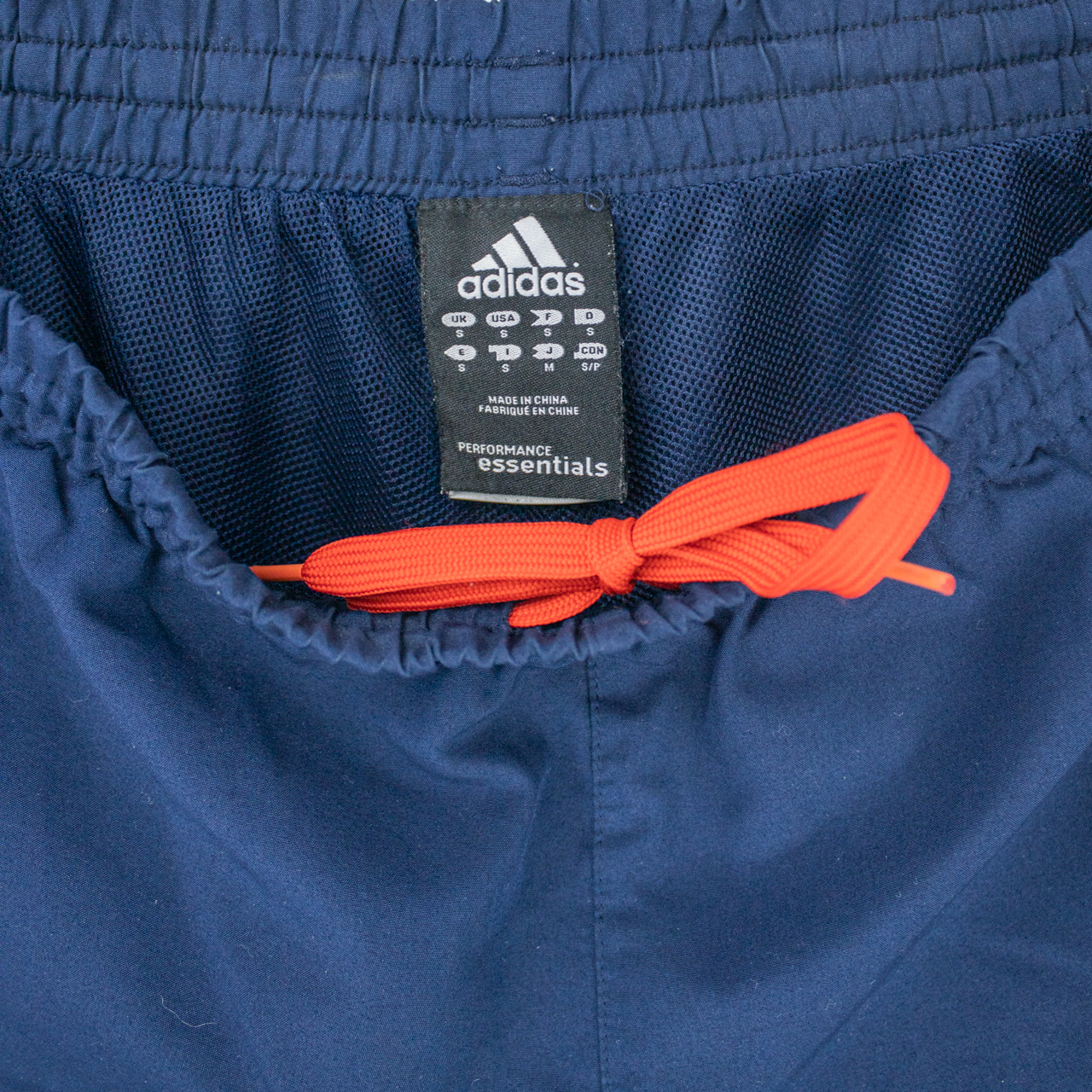 VINTAGE ADIDAS TRACK SHORTS - S