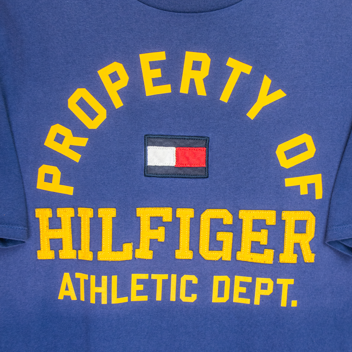 Tommy Hilfiger T-Shirt - M/L