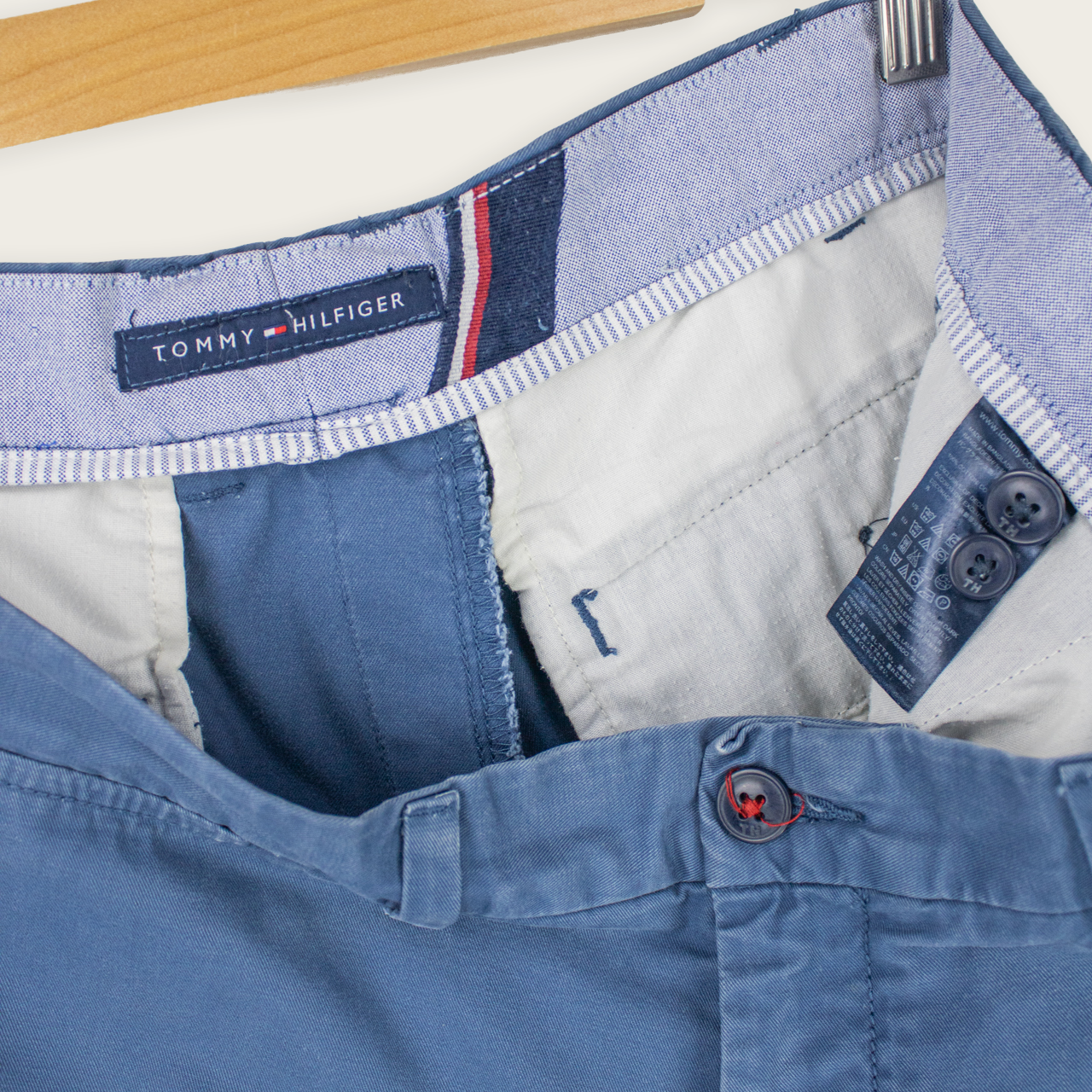 TOMMY HILFIGER CHINO SHORTS - 40"