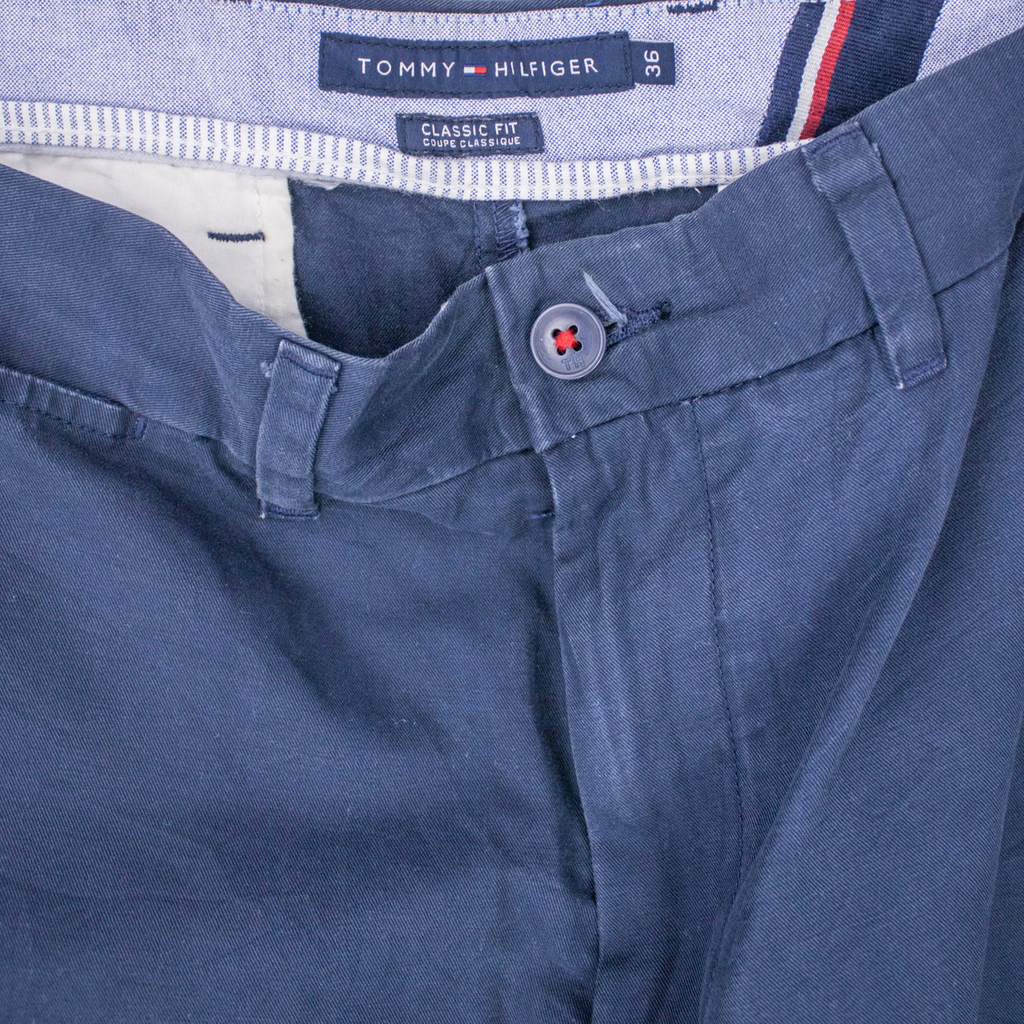 Tommy Hilfiger Tailored Shorts - 36"