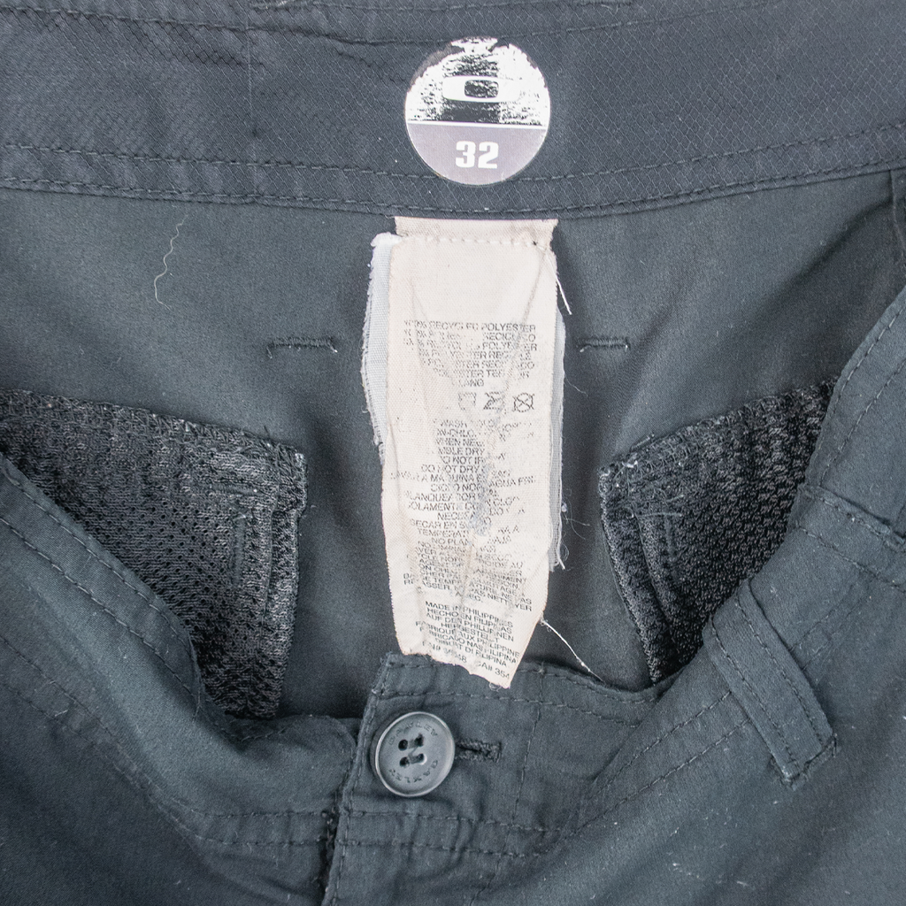 Oakley Cargo Shorts - 32"