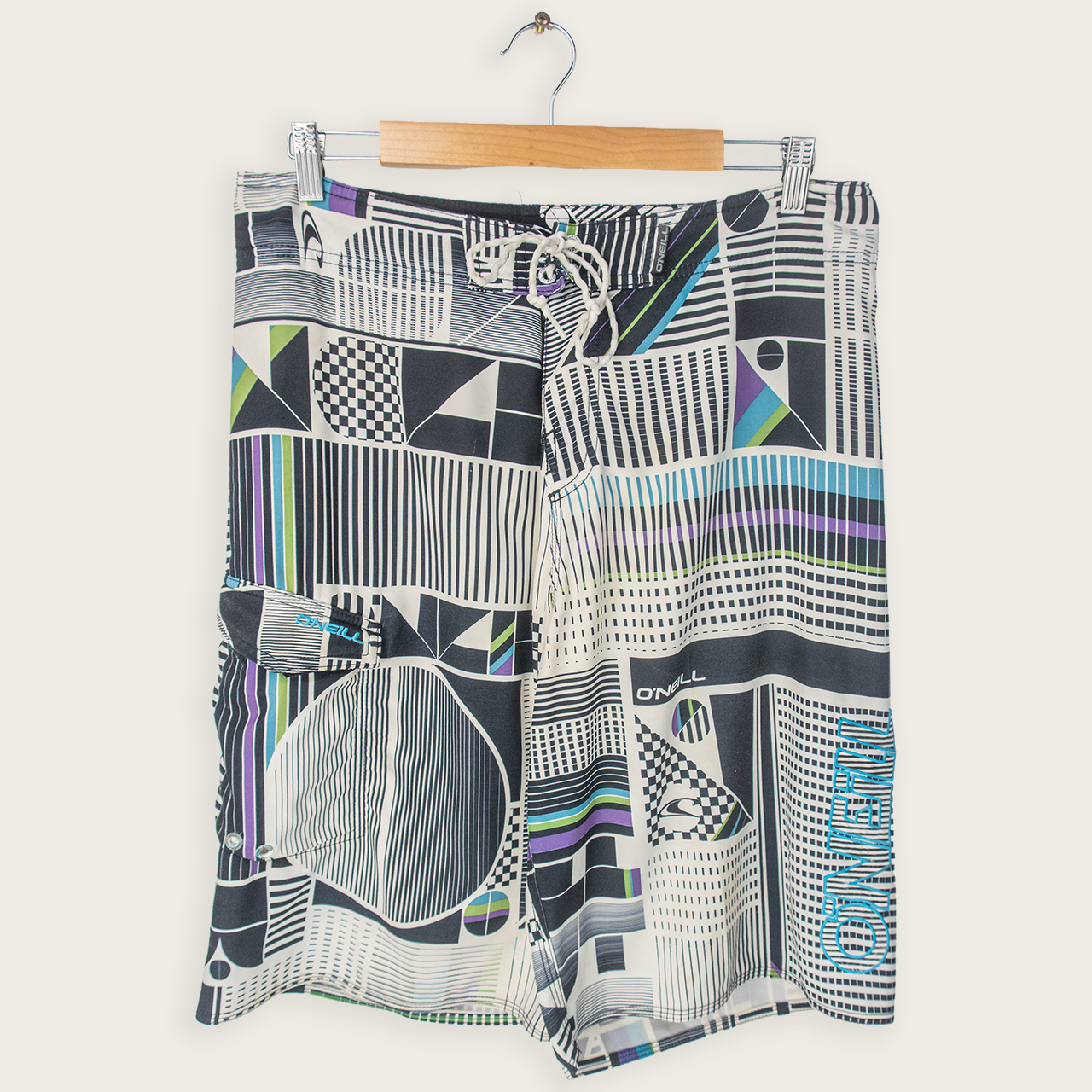 00's O'NEILL BOARD SHORTS - 32"