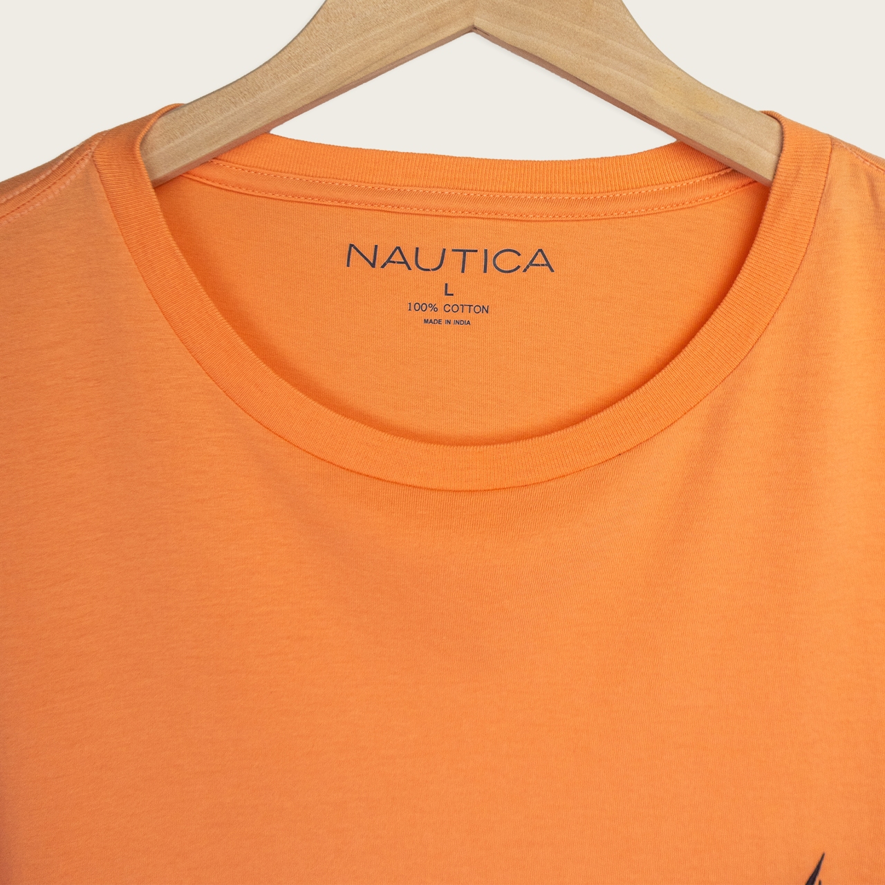 Nautica T-Shirt - L