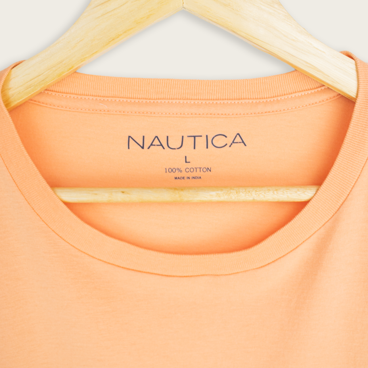 Nautica T-Shirt - L