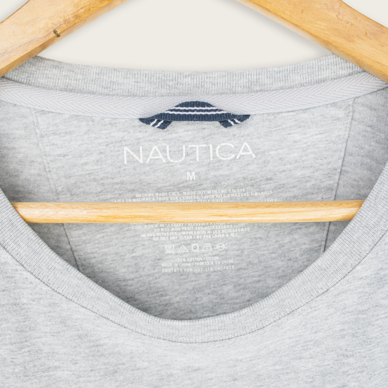 VINTAGE LONG-SLEEVE NAUTICA T-SHIRT - M