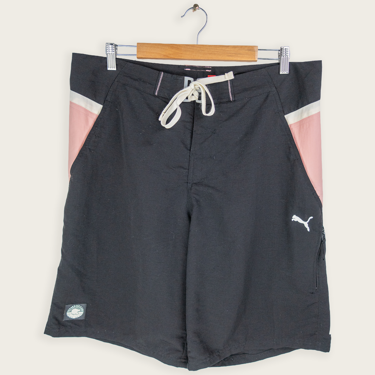 00's PUMA BOARD SHORTS - L