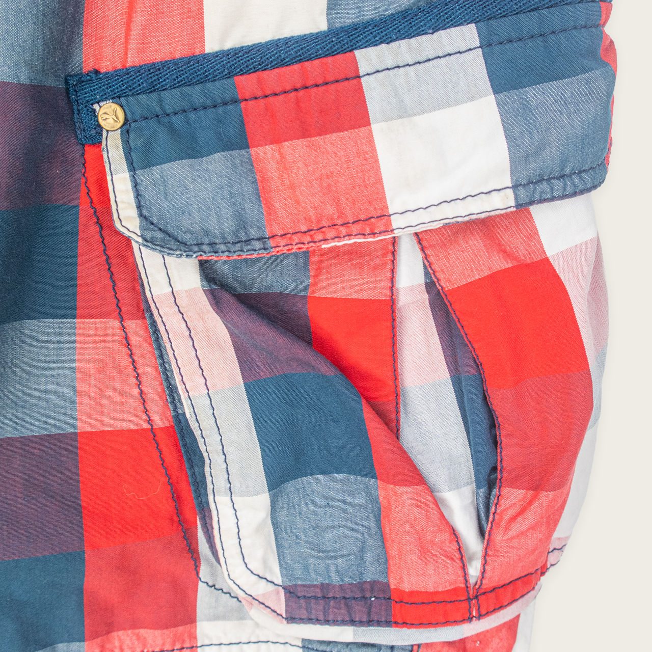 00's PUMA CHECKERED CARGO SHORTS - M