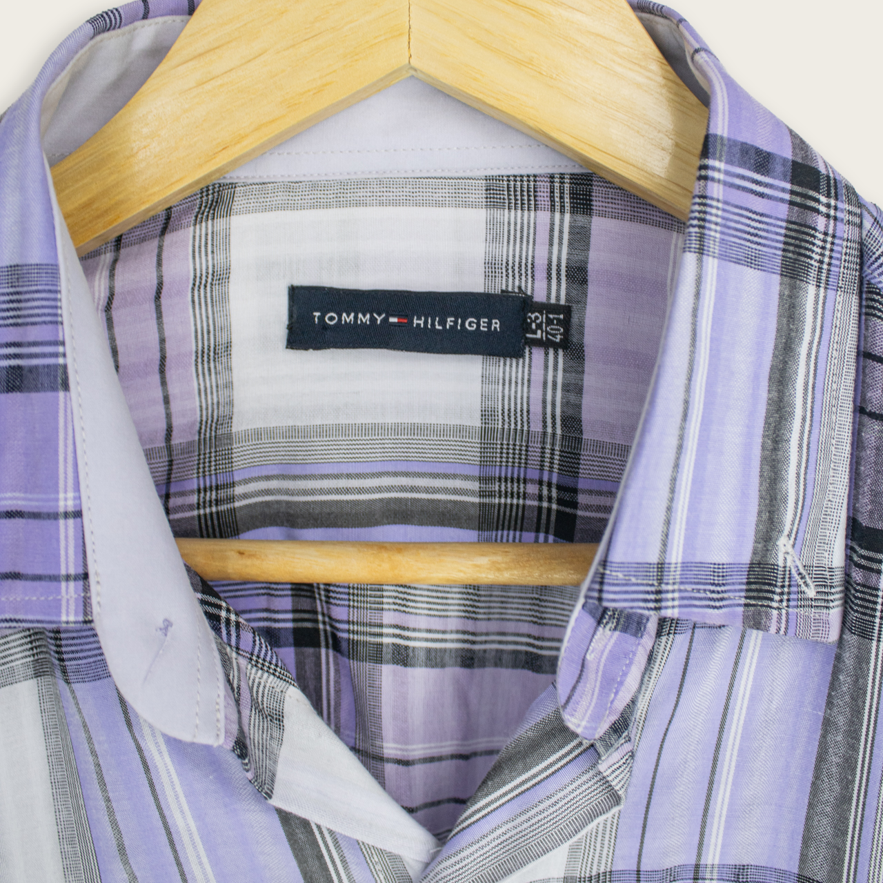 VINTAGE TOMMY HILFIGER BUTTON-UP SHIRT - L