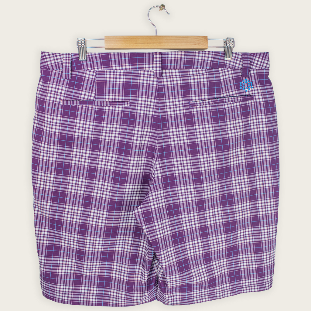 PUMA GOLF SHORTS - 38"