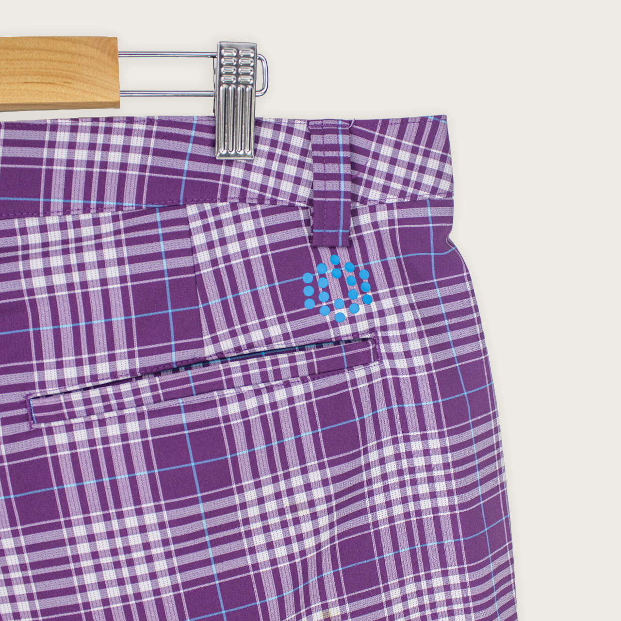 VINTAGE PUMA SHORTS - 38"