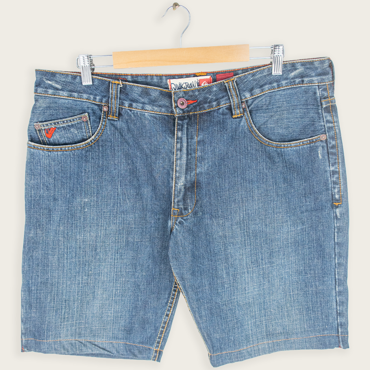 00's QUIKSILVER DENIM SHORTS - 36"