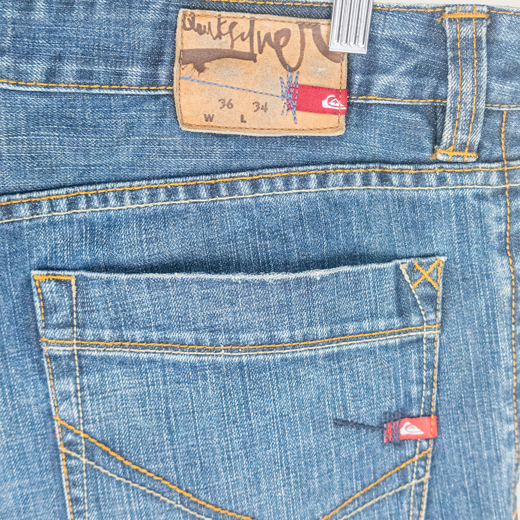 00's QUIKSILVER DENIM SHORTS - 36"