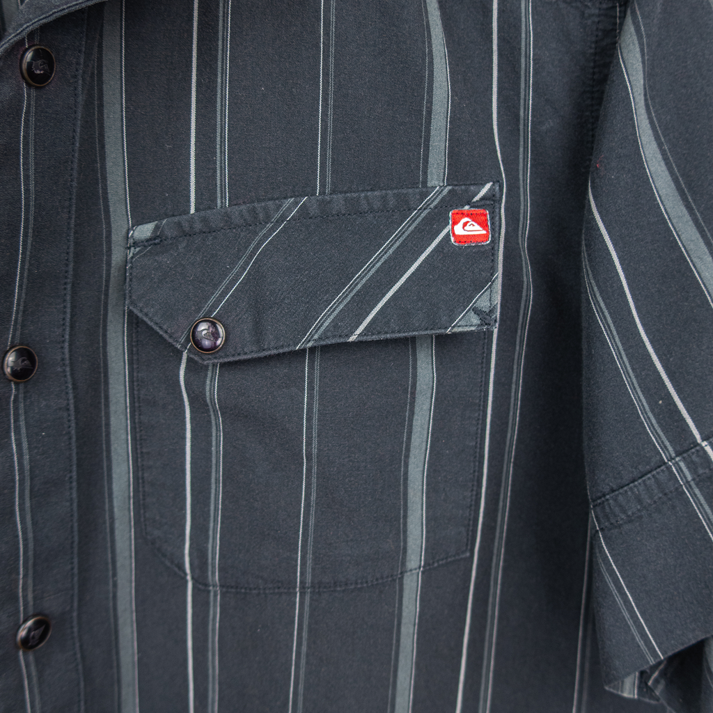 00's Quiksilver Button-Up Shirt - S