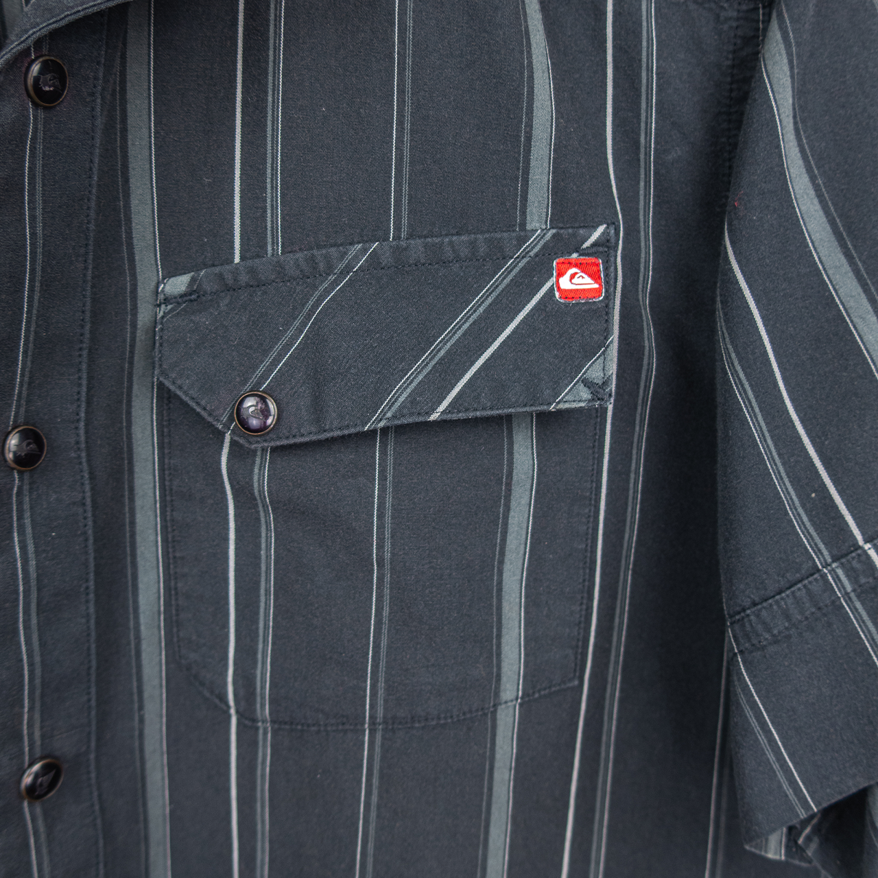 00's Quiksilver Button-Up Shirt - S