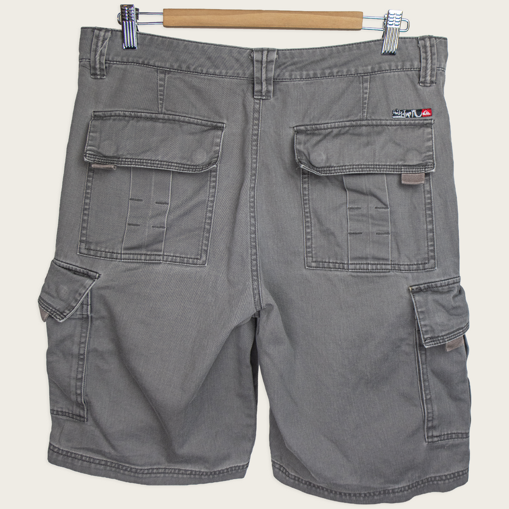 00s Quiksilver Cargo Shorts - M/L