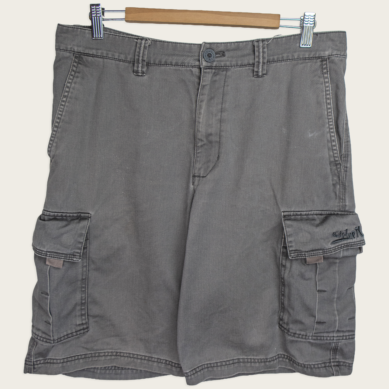 00s Quiksilver Cargo Shorts - M/L