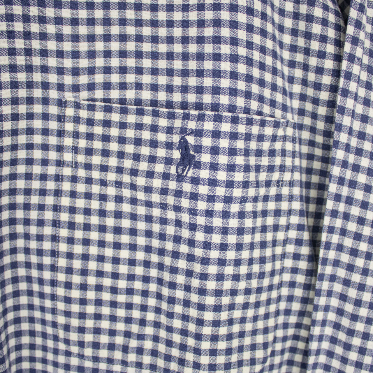 VINTAGE LONG-SLEEVE RALPH LAUREN BUTTON-UP SHIRT - L