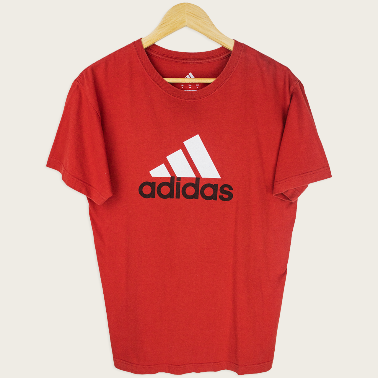 Adidas T-Shirt - S