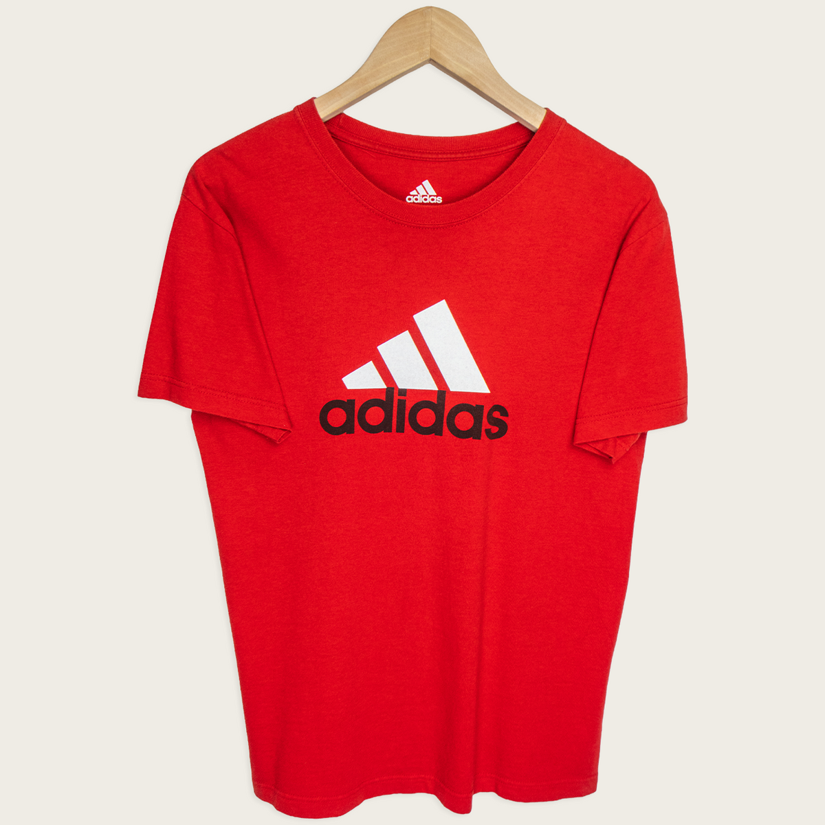 Adidas T-Shirt - S/M