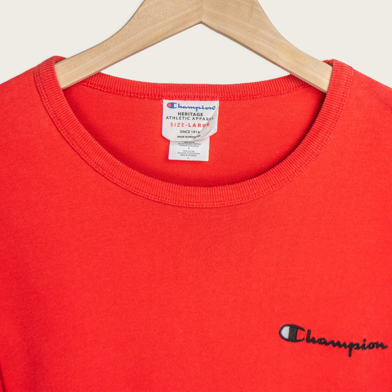 Champion T-Shirt - L