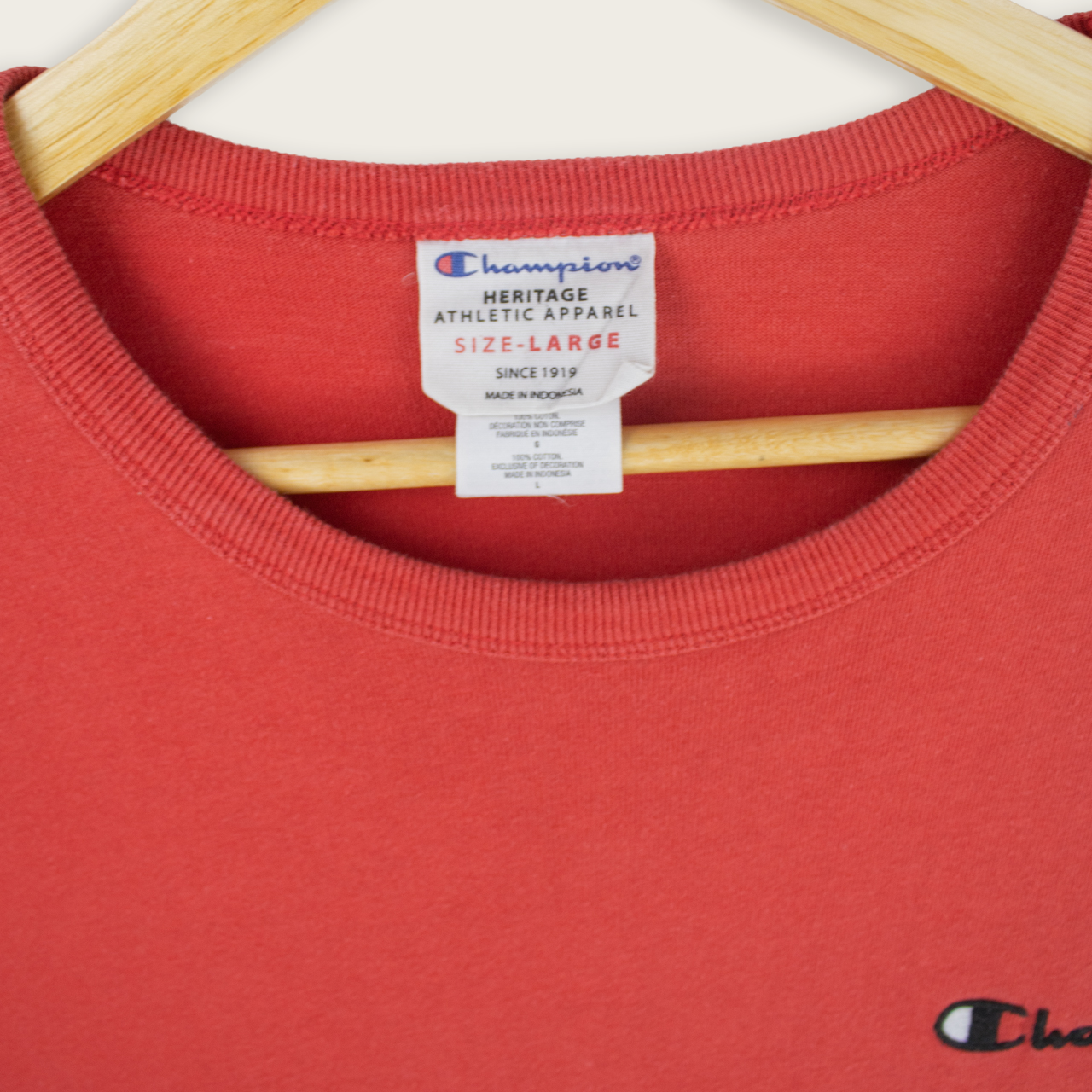 00's Champion T-Shirt - L