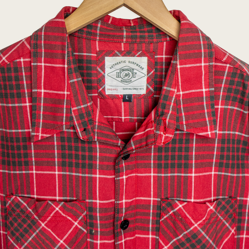 Piping Hot Button-Up Shirt - M/L