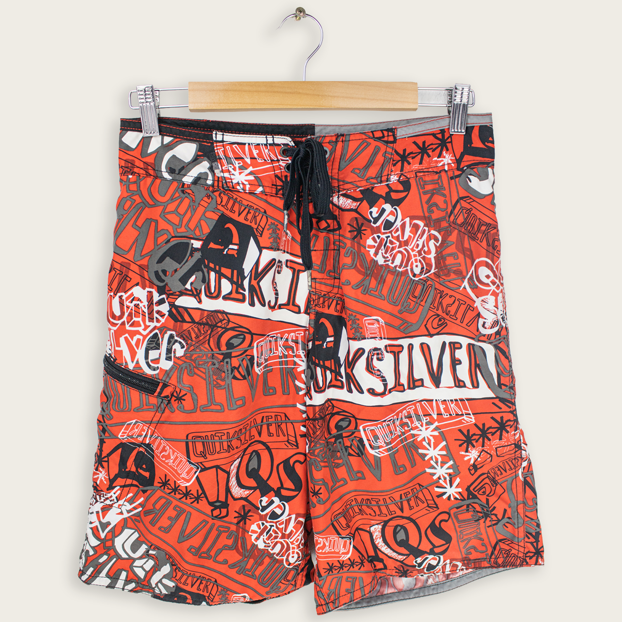 VINTAGE QUIKSILVER BOARD SHORTS - 28"