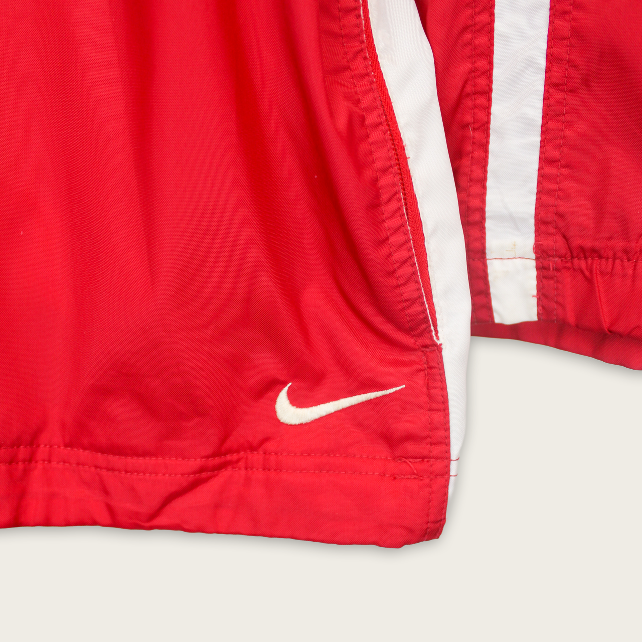 VINTAGE NIKE JACKET - L