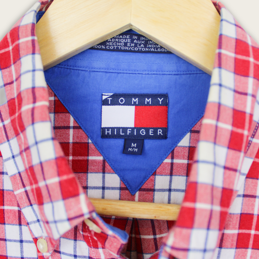 VINTAGE LONG-SLEEVE TOMMY HILFIGER BUTTON-UP SHIRT - M