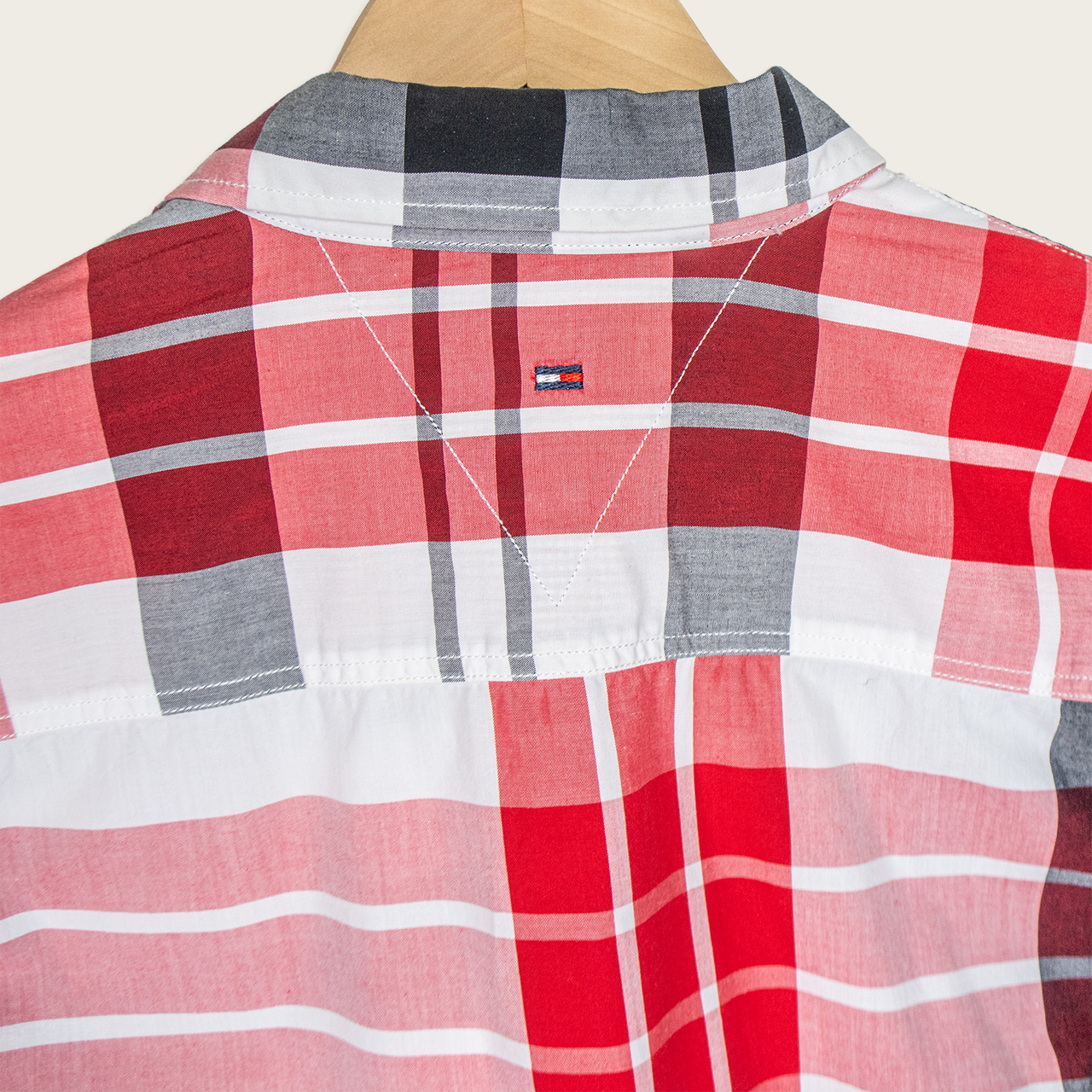 00's Tommy Hilfiger Button-Up Shirt - S