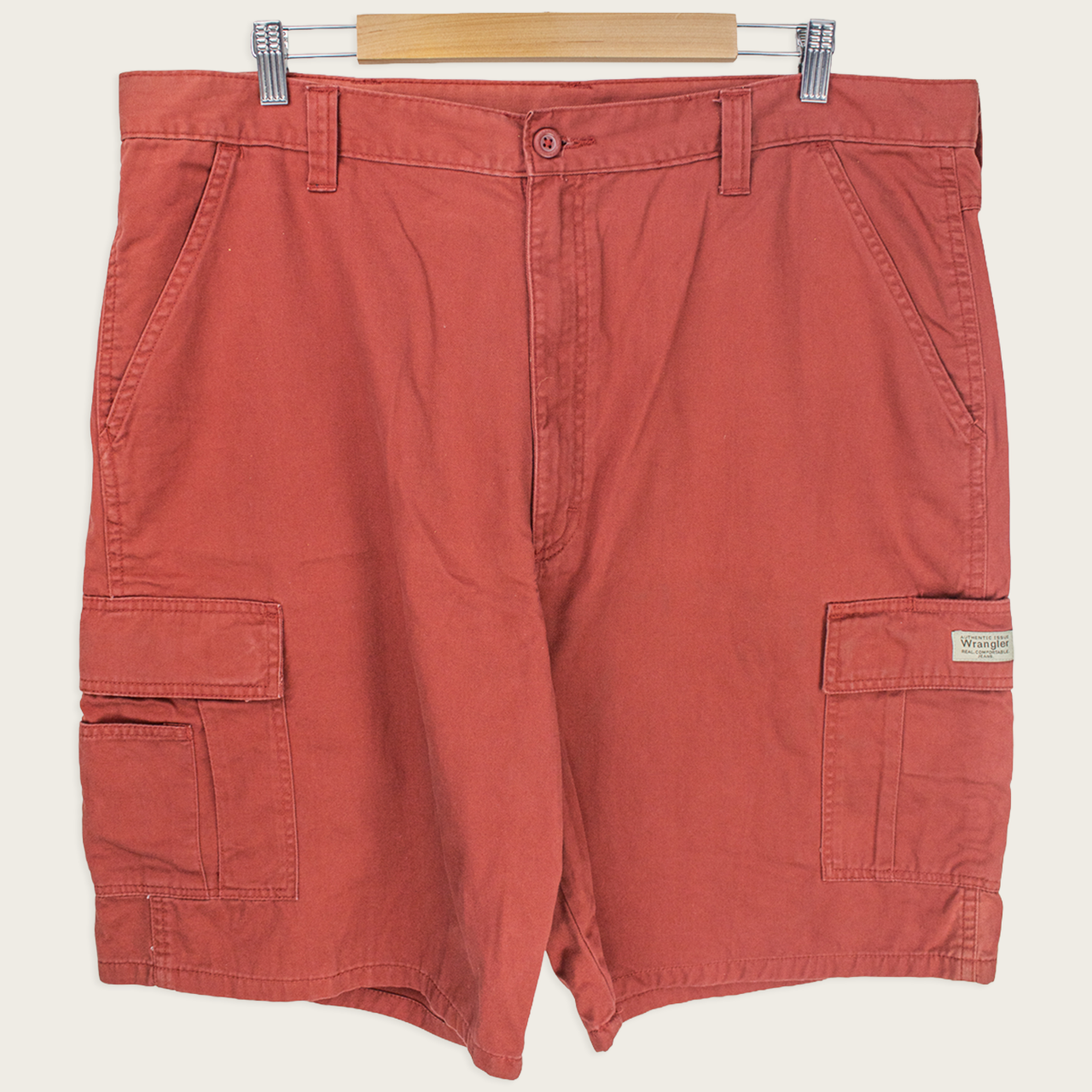 00's Wrangler Cargo Shorts - 40"