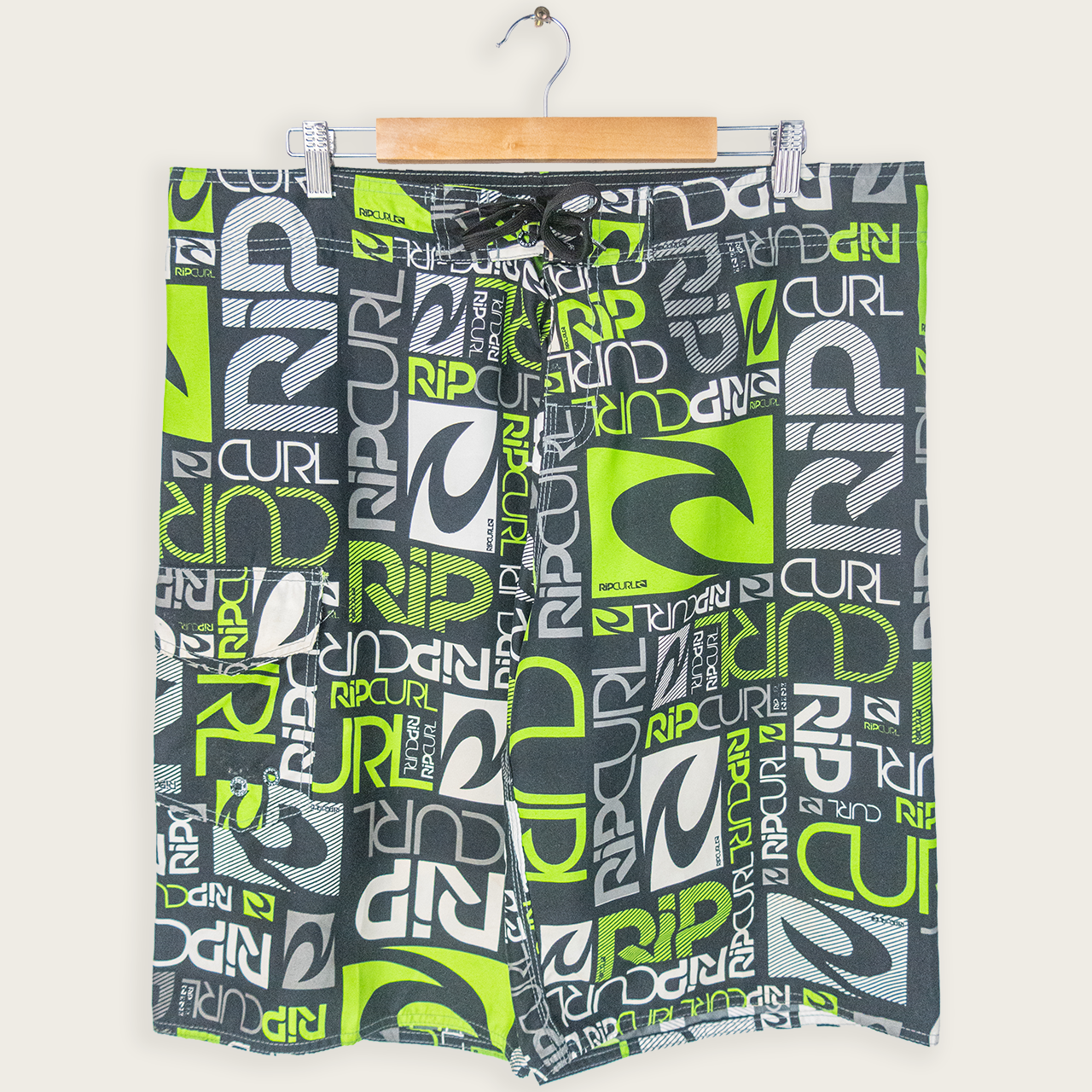 00's RIPCURL BOARD SHORTS - 40"