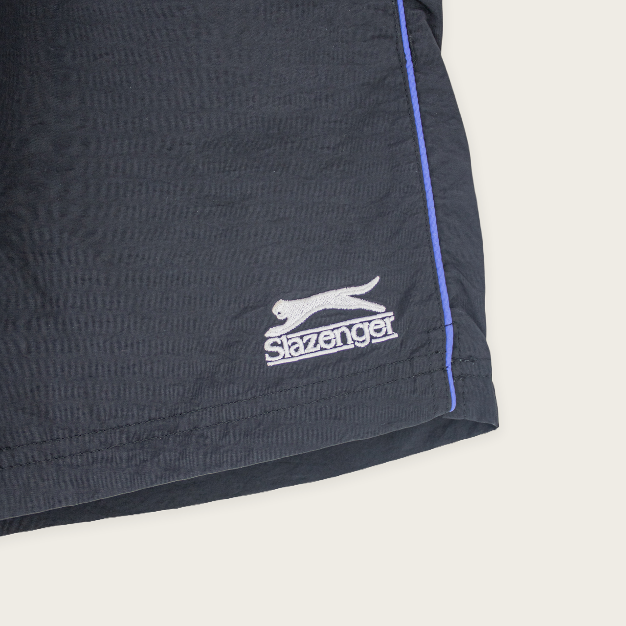 VINTAGE SLAZENGER SHORTS - S