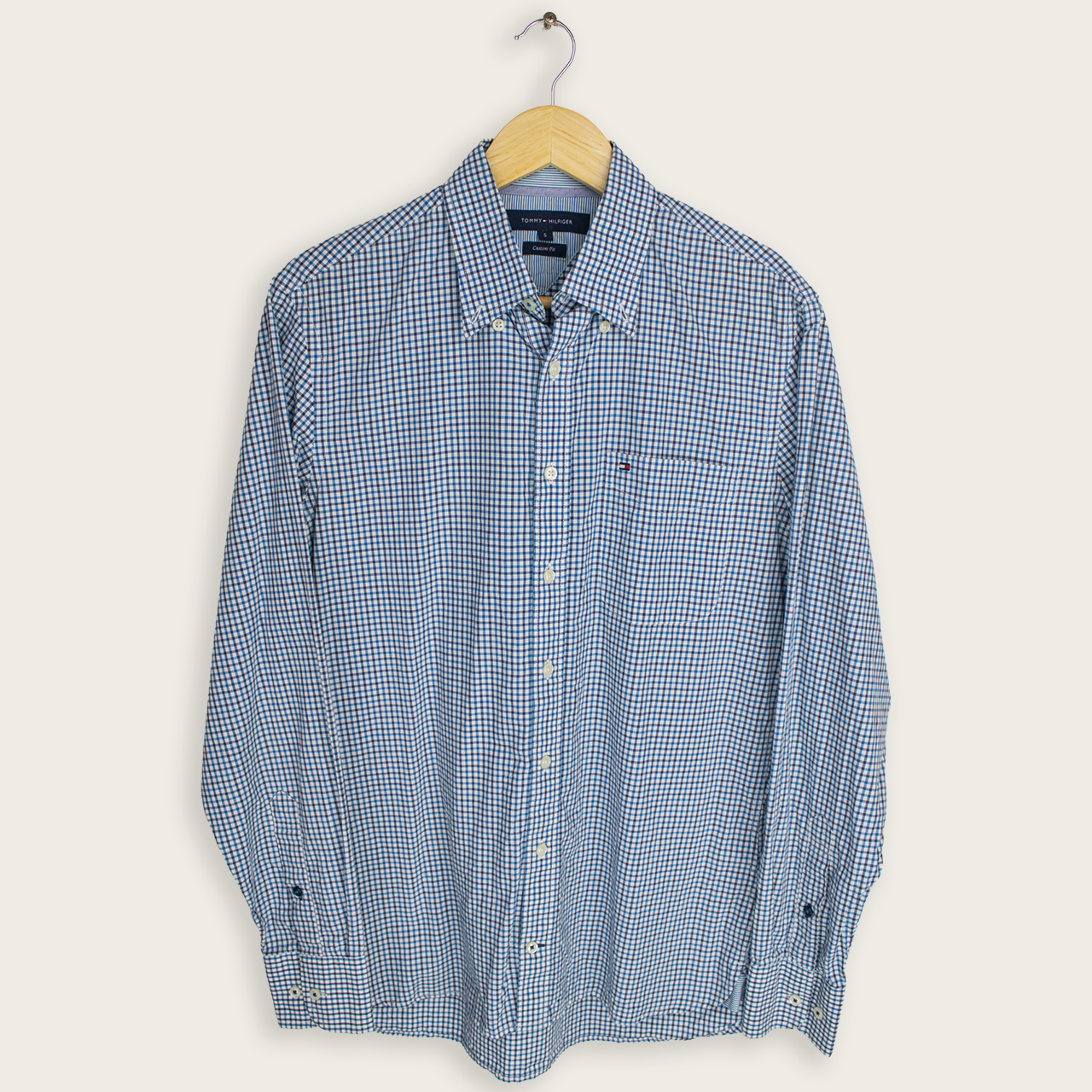 VINTAGE LONG-SLEEVE TOMMY HILFIGER BUTTON-UP SHIRT - S