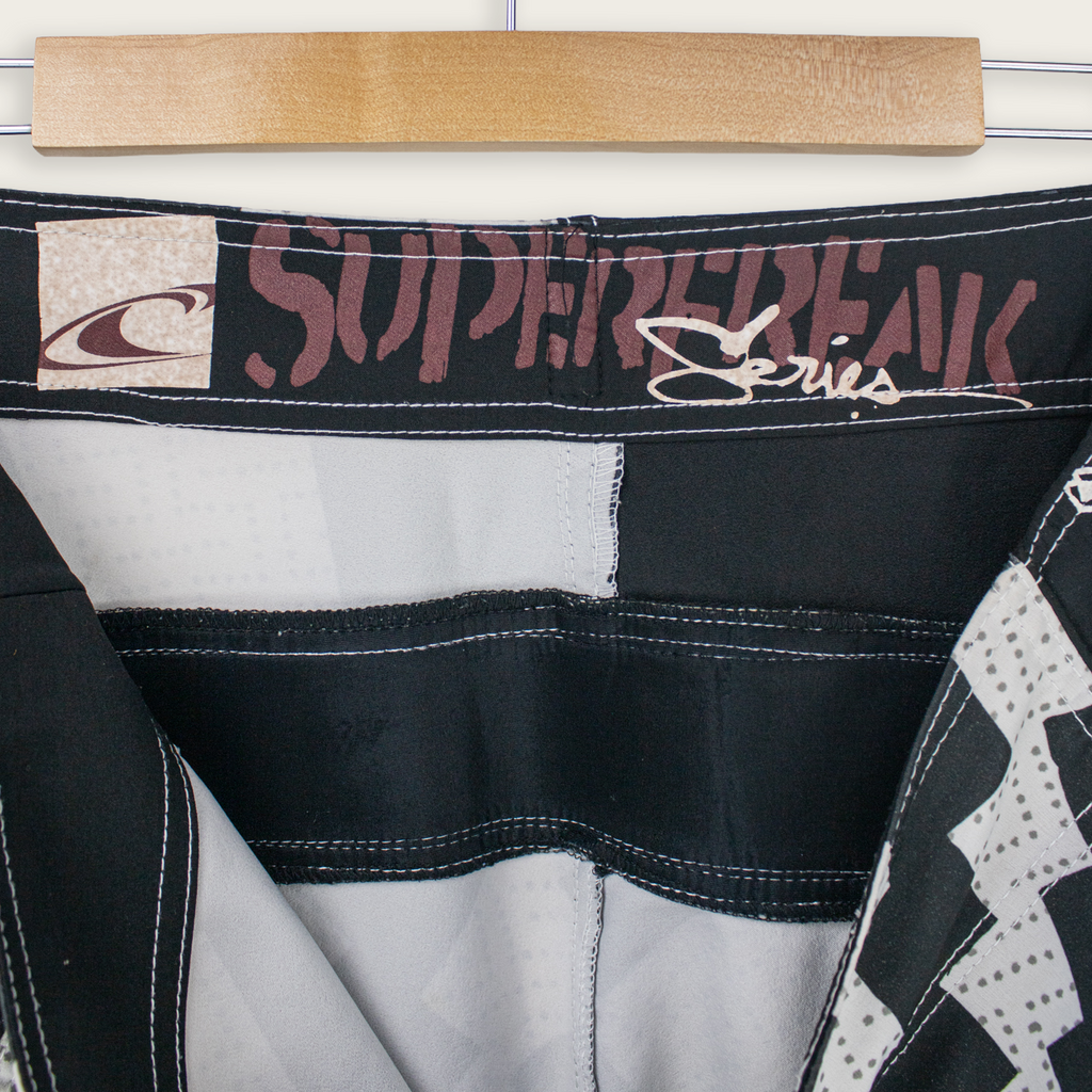 00's O'Neill Board Shorts - 38"