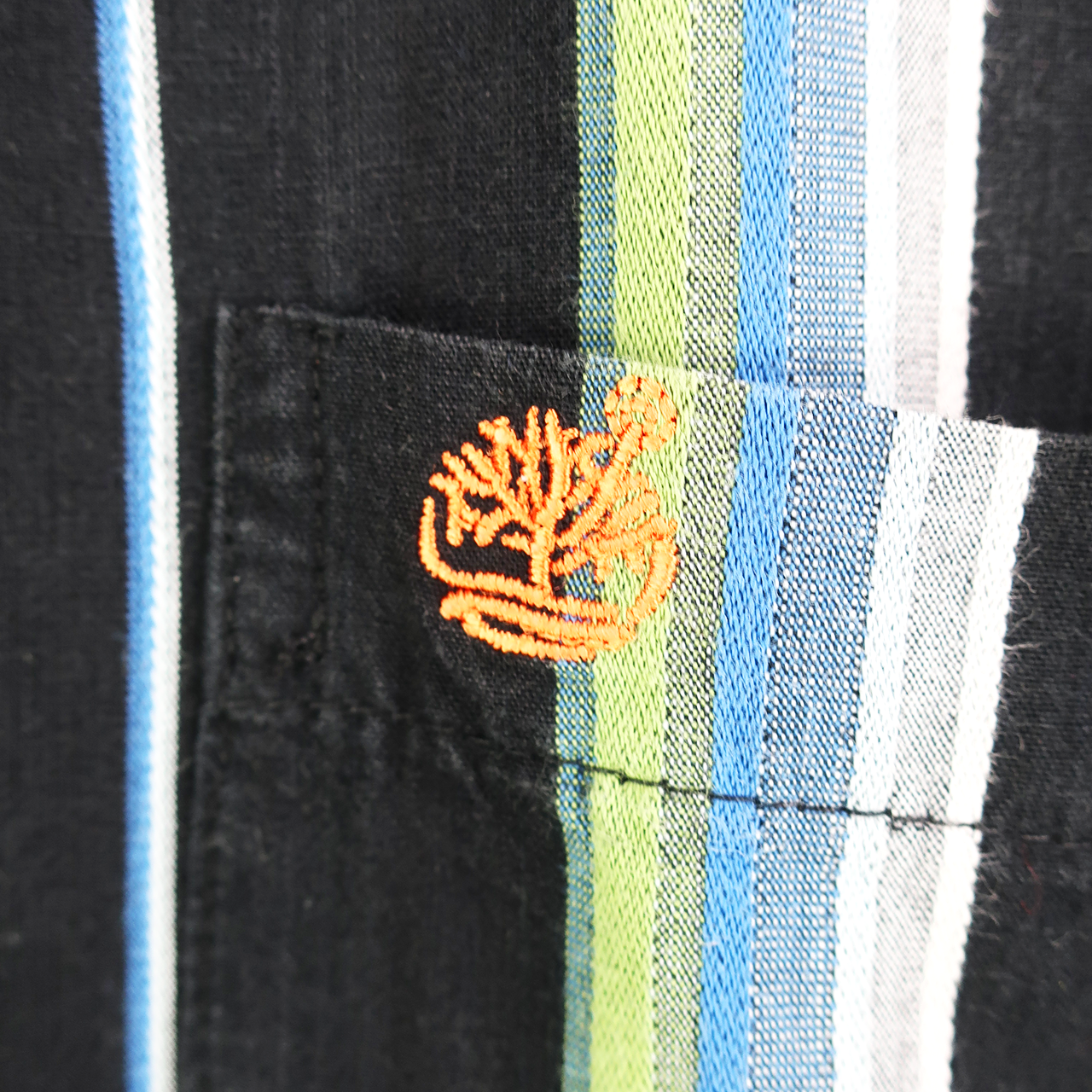 VINTAGE LONG-SLEEVE TIMBERLAND BUTTON-UP SHIRT - L