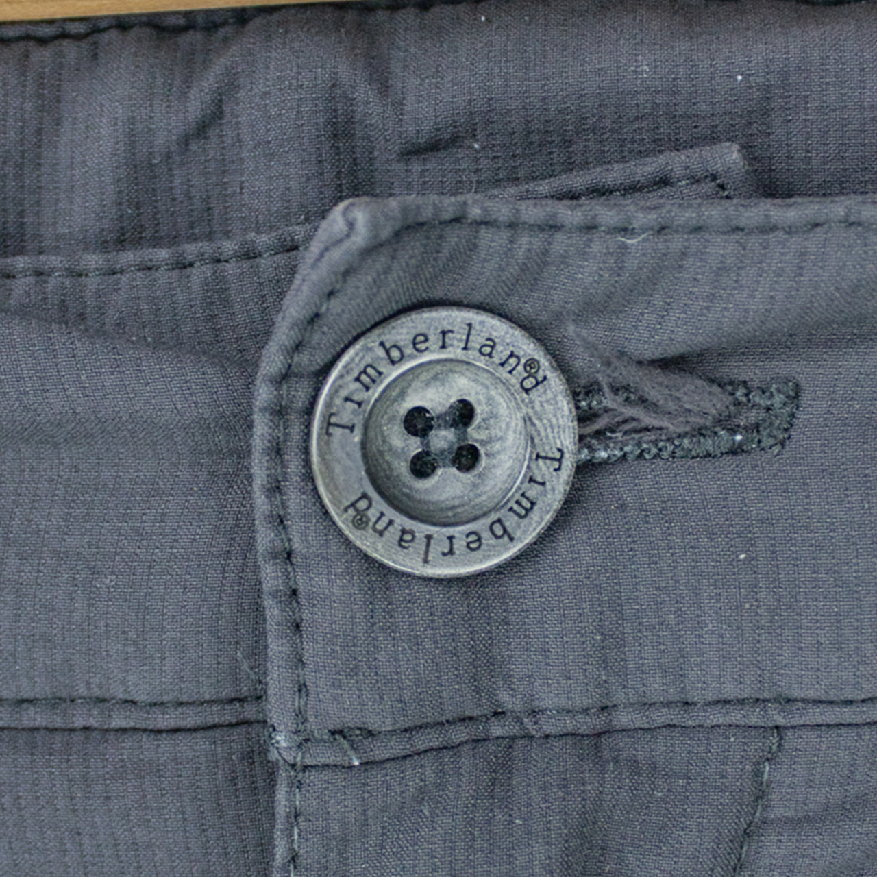 VINTAGE TIMBERLAND SHORTS - 40"