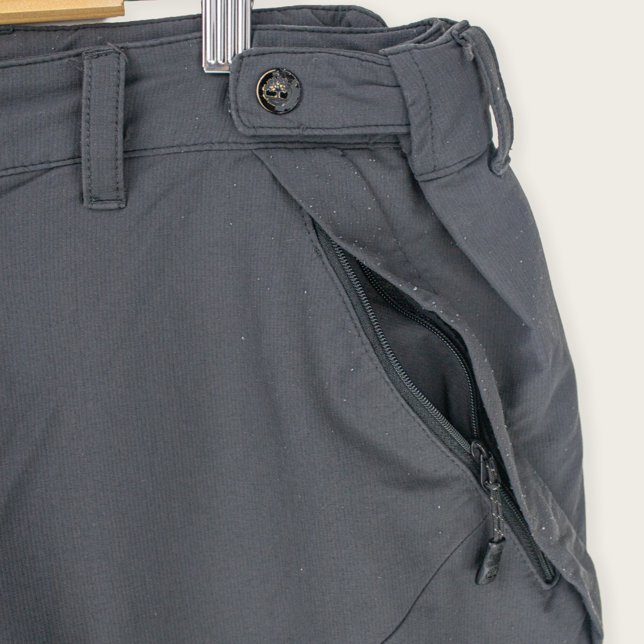 VINTAGE TIMBERLAND SHORTS - 40"